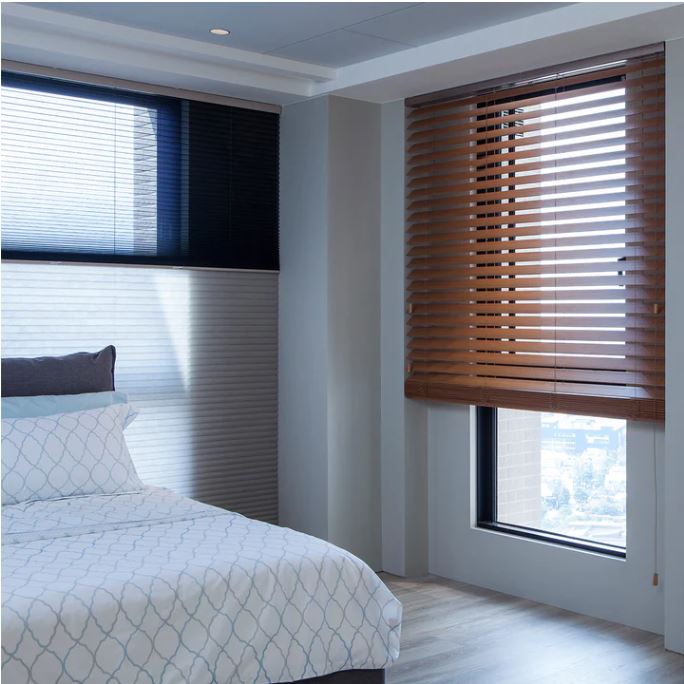 Venetian blinds are perfect for your home or office. The professionals at JMR Blinds in Norco, California are experienced, and can help you decide what fits your needs. There are a variety of materials, sizes and features tour team can help you choose from for any space.